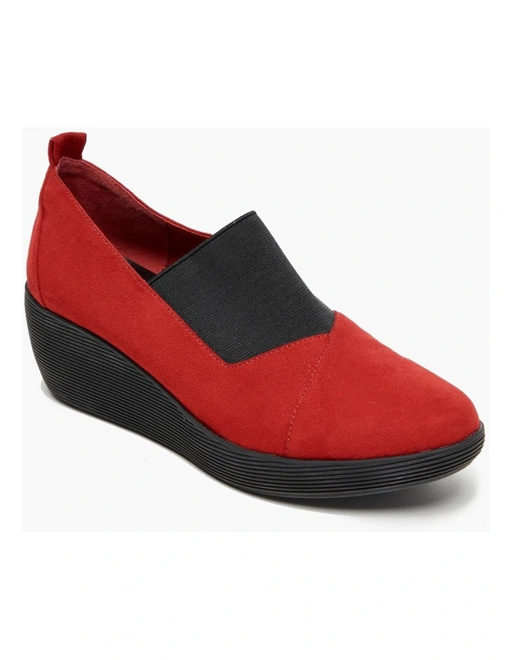 Elastic Front Wedge Shoe in Red image 3