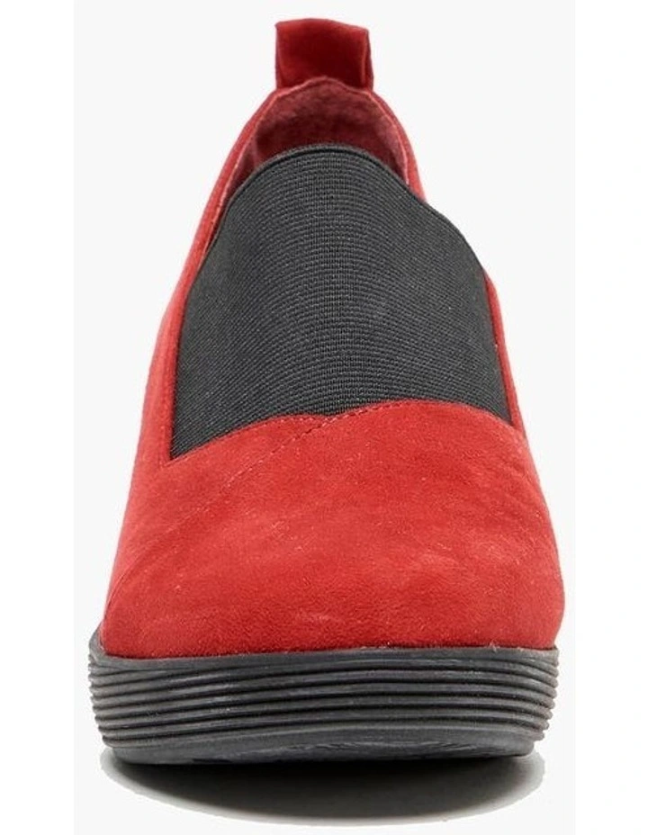 Elastic Front Wedge Shoe in Red image 5