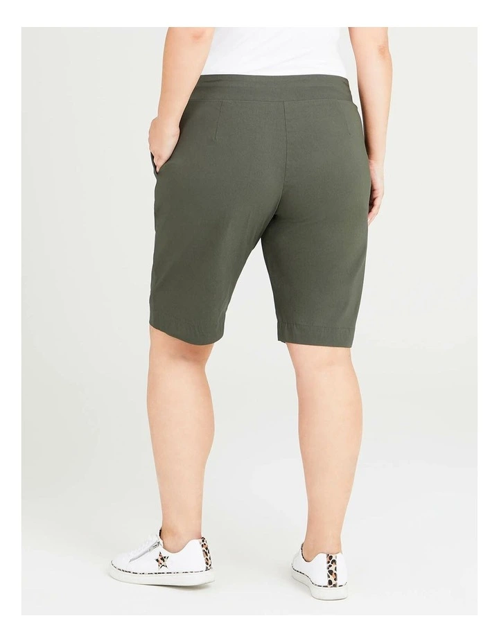 Expose Short in Olive image 2