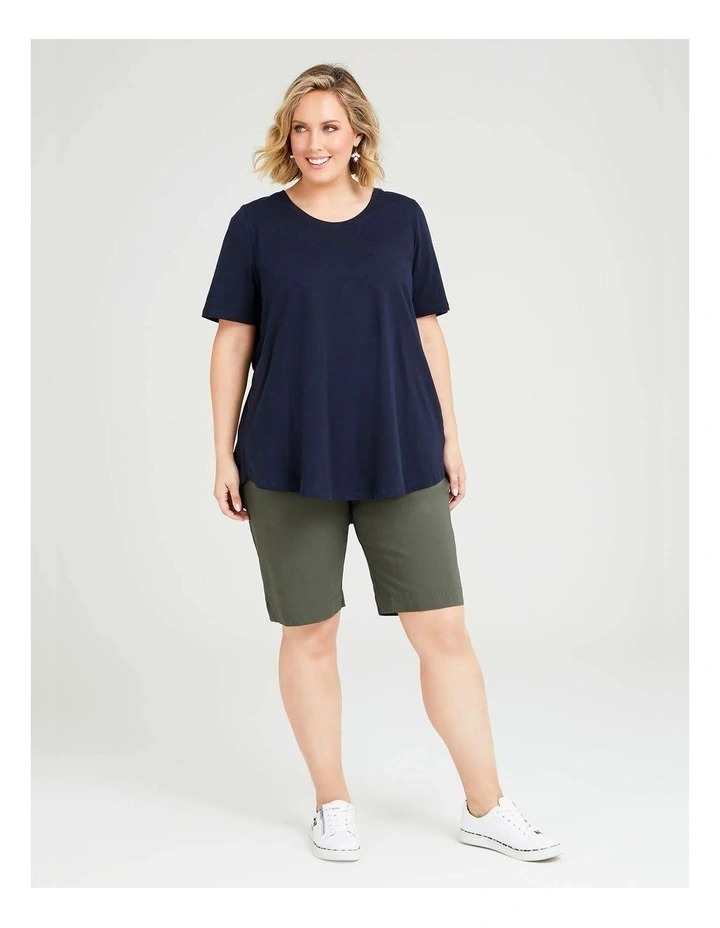 Expose Short in Olive image 3