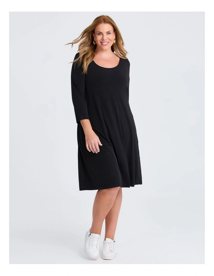 Luna Ultimate 3/4 Sleeve Dress in Black image 1