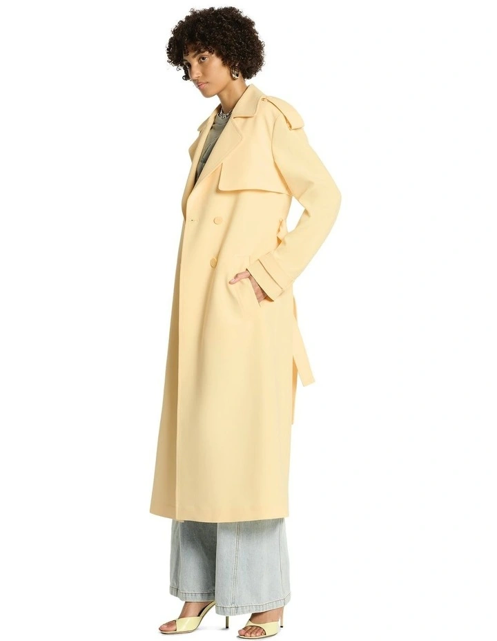 Nero Trench Coat in Butter image 6