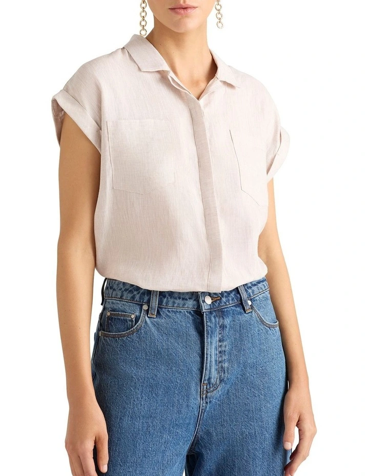 Kyle Linen Shirt in Parchment image 1