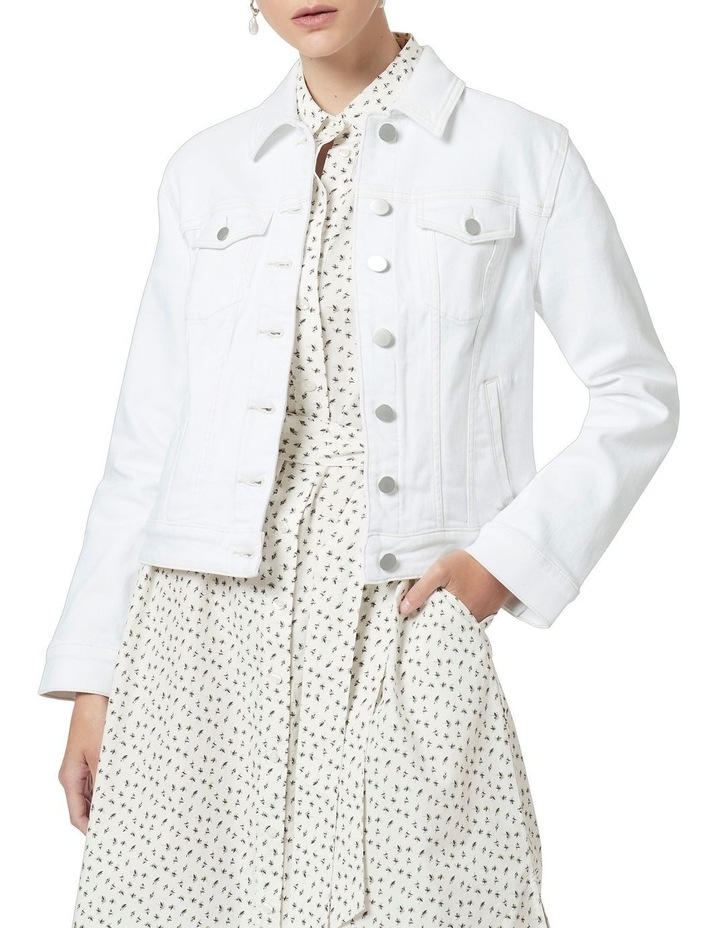 white cape coat