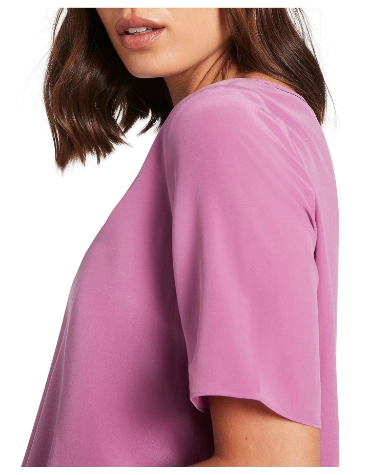 Malene Silk Tee in Violet image 4