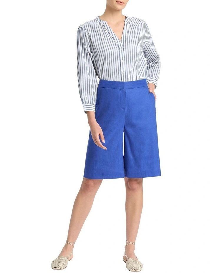 Helene Linen Short in Azure image 2