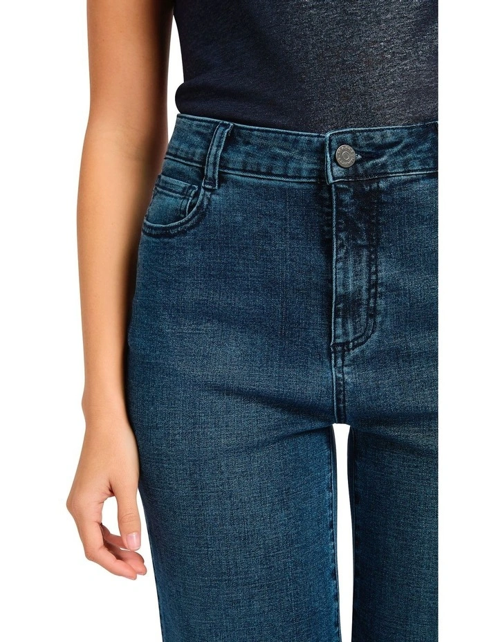 Girlfriend Straight Leg Jean in Blue image 3