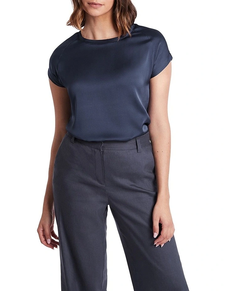 The Sylvie – Feminine Denim with a Twist