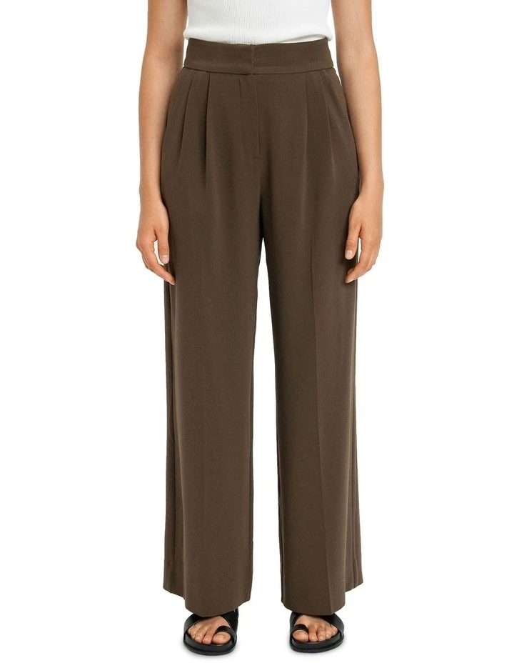 Crepe Pleat Front Pant in Olive image 3