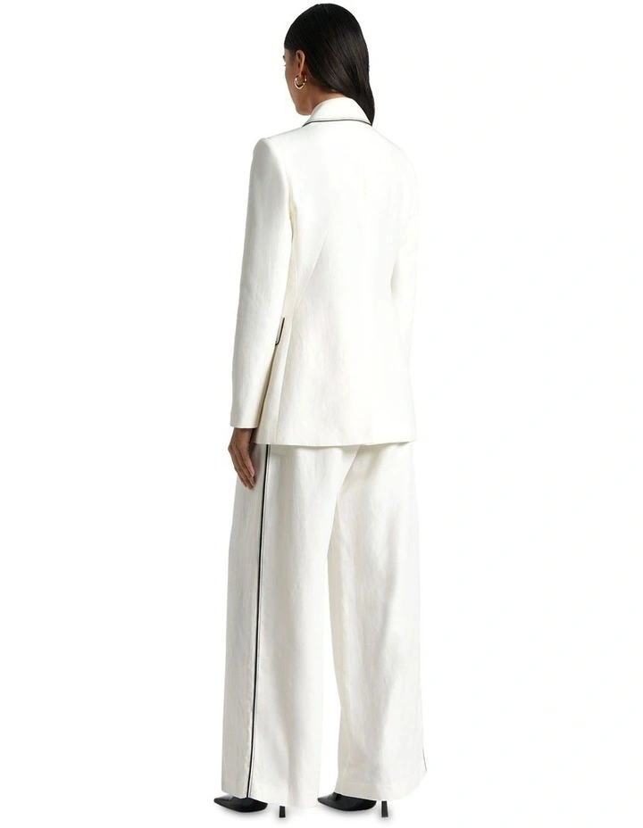 Contrast Stitch Hourglass Blazer in Porcelain image 3