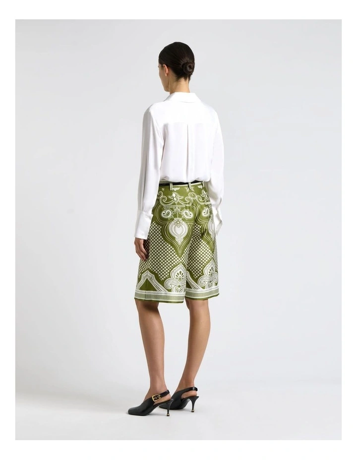 Chateau Bermuda Shorts in Olive image 2