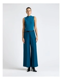 Linen Blend Cropped Leg Pant in Blue