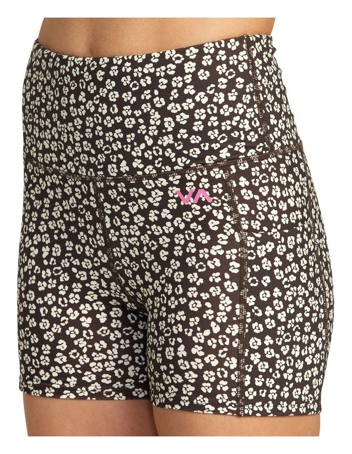 VA Essential Pocket Shorts Ii Brown image 4