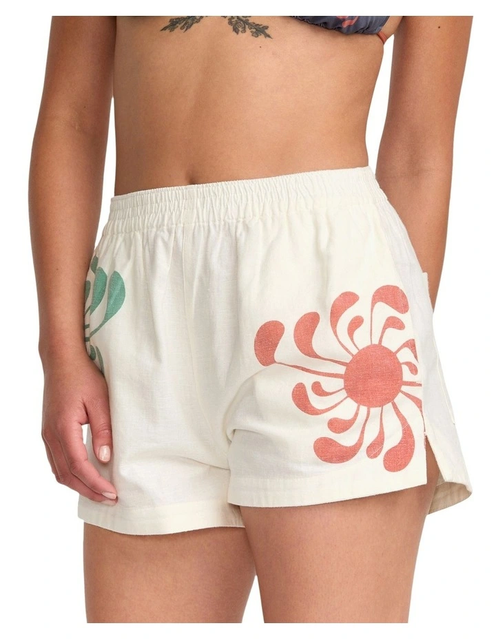 Lauryn Sawyer Shorts in Natural image 4