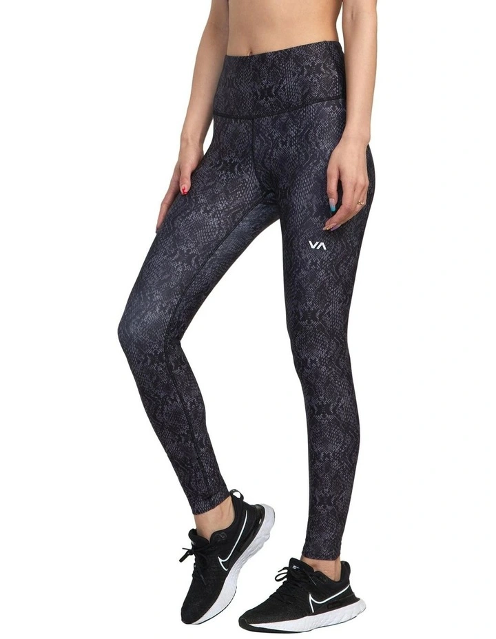 Essential Legging in Grey image 3