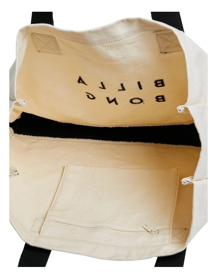 Vivid Beach Bag in Black image 5