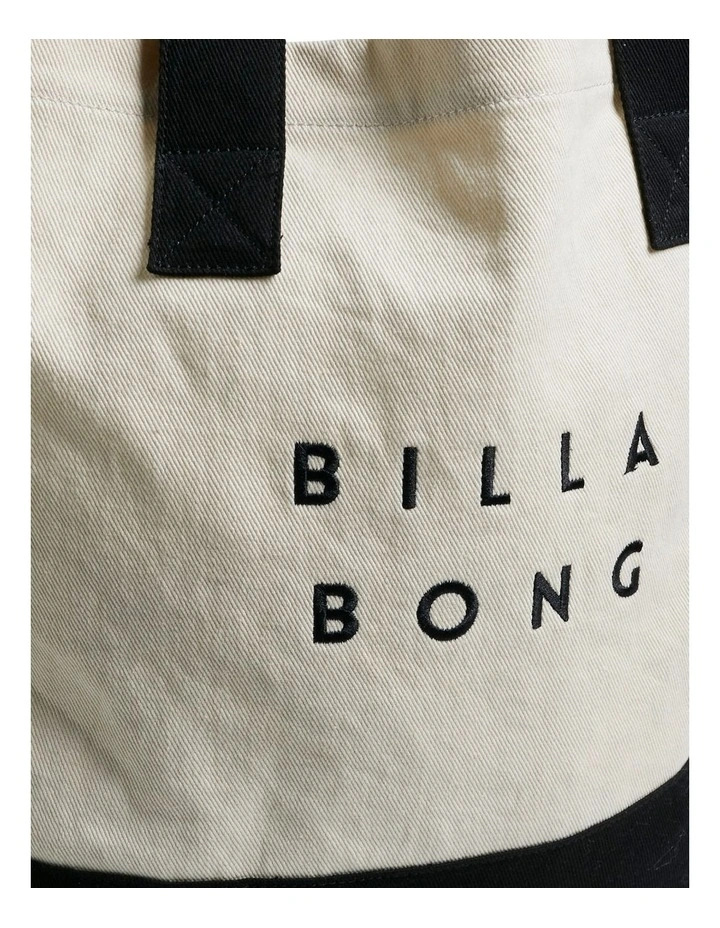 Vivid Beach Bag in Black image 6