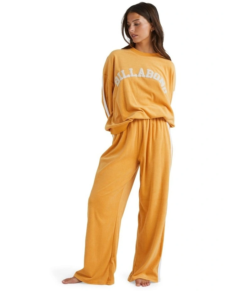 Dreamy Days Trackpant in Sandy Gold image 5