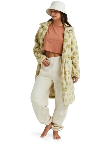 Brick Lane Cozy Teddy Jacket in Kiwi