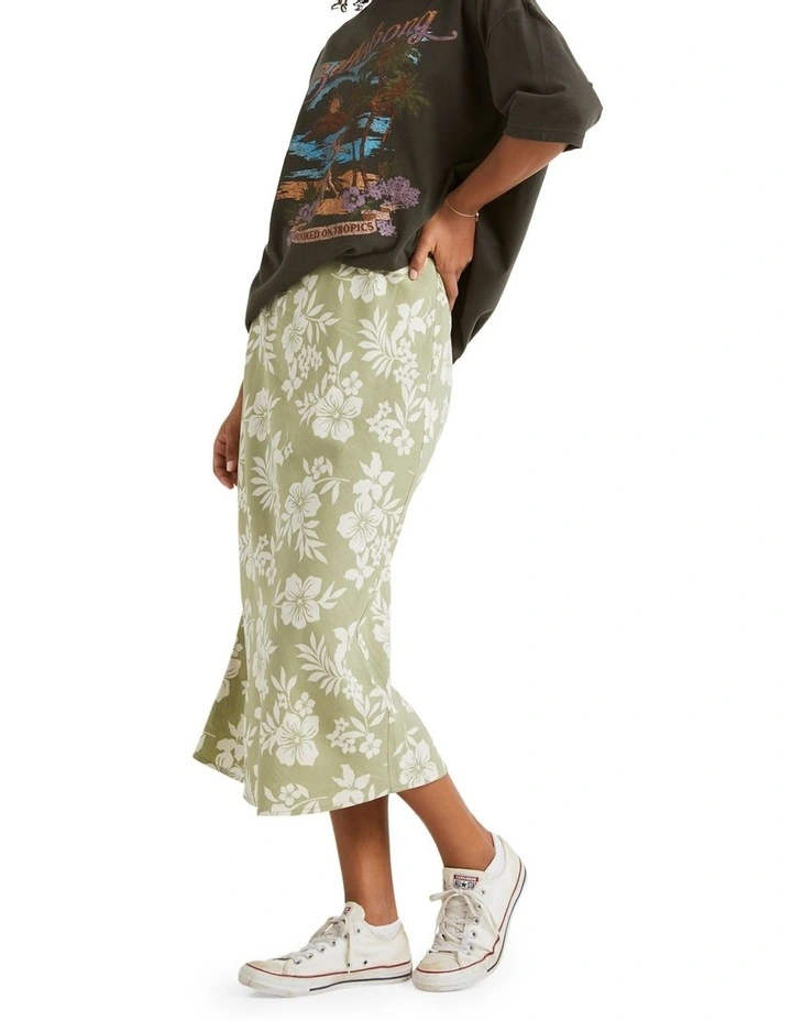 Dusk Dreamin Dream Skirt in Green image 3