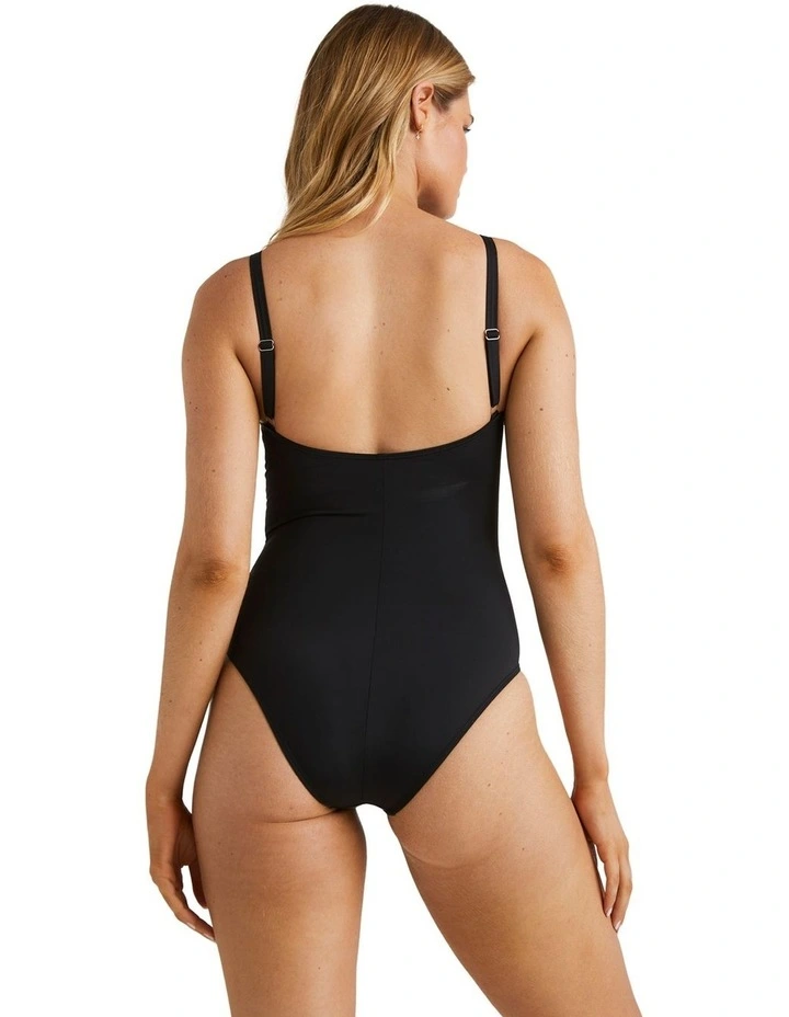 Sol Searcher One Piece in Black image 2