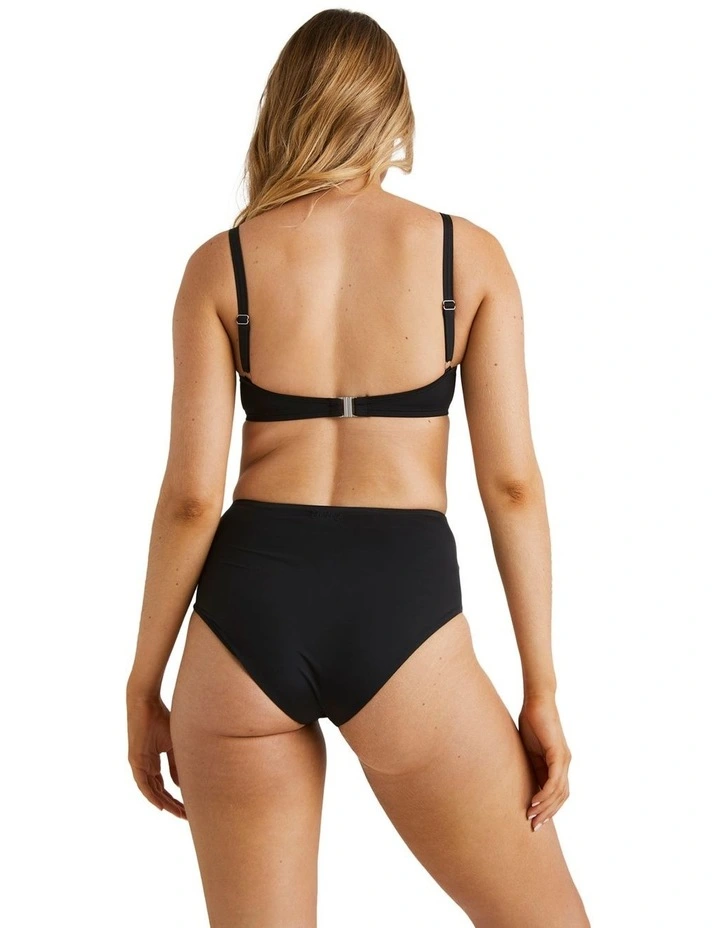 Sol Searcher Mia Bralette Bikini Top in Black image 2