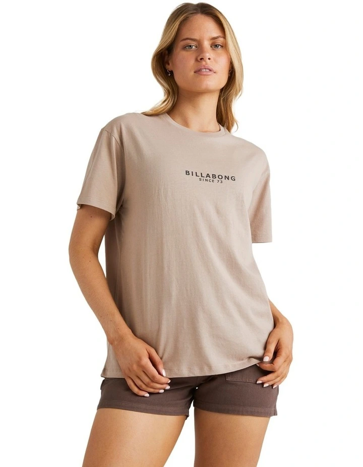 Emerald Island T-shirt in Beige image 1