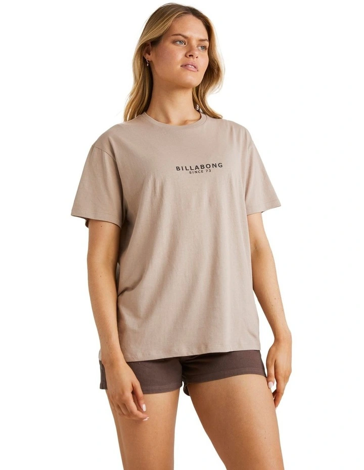 Emerald Island T-shirt in Beige image 3