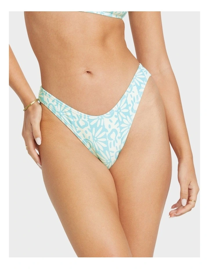 Happy Dance Bikini Bottom Sea Spray image 4
