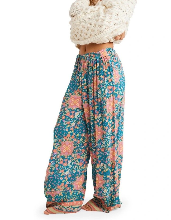 Sunrise Coast Follow Me Pants in Multi image 3