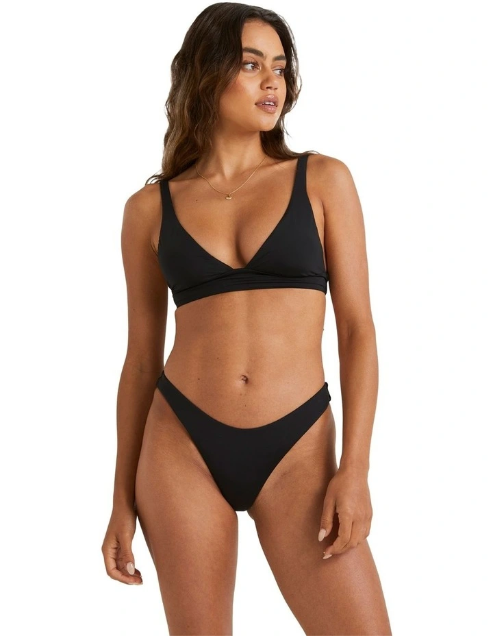Sol Searcher Elongated Tri Bikini Top in Black Pebble image 5