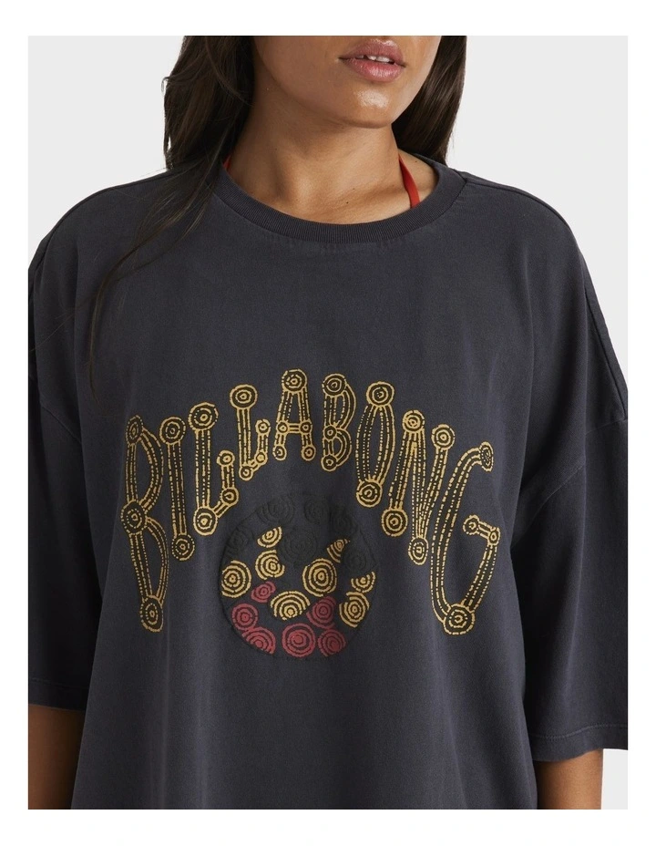 Otis Arch Mid Length Sleeves T-shirt in Black image 4