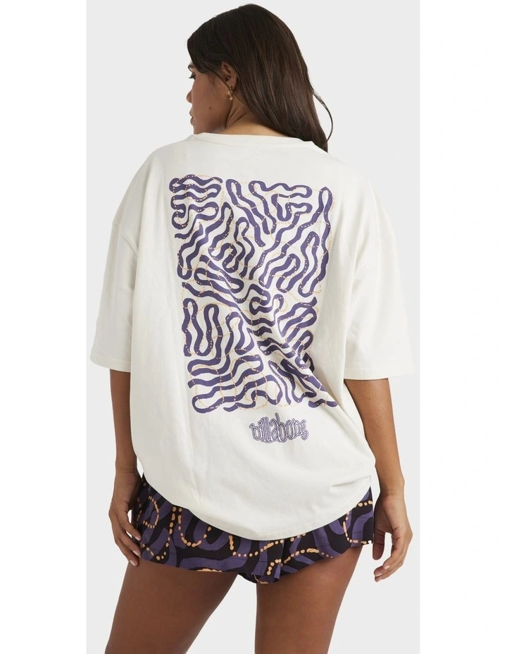 Otis Mangrove Mid Length Sleeves T-shirt in Salt Crystal image 2