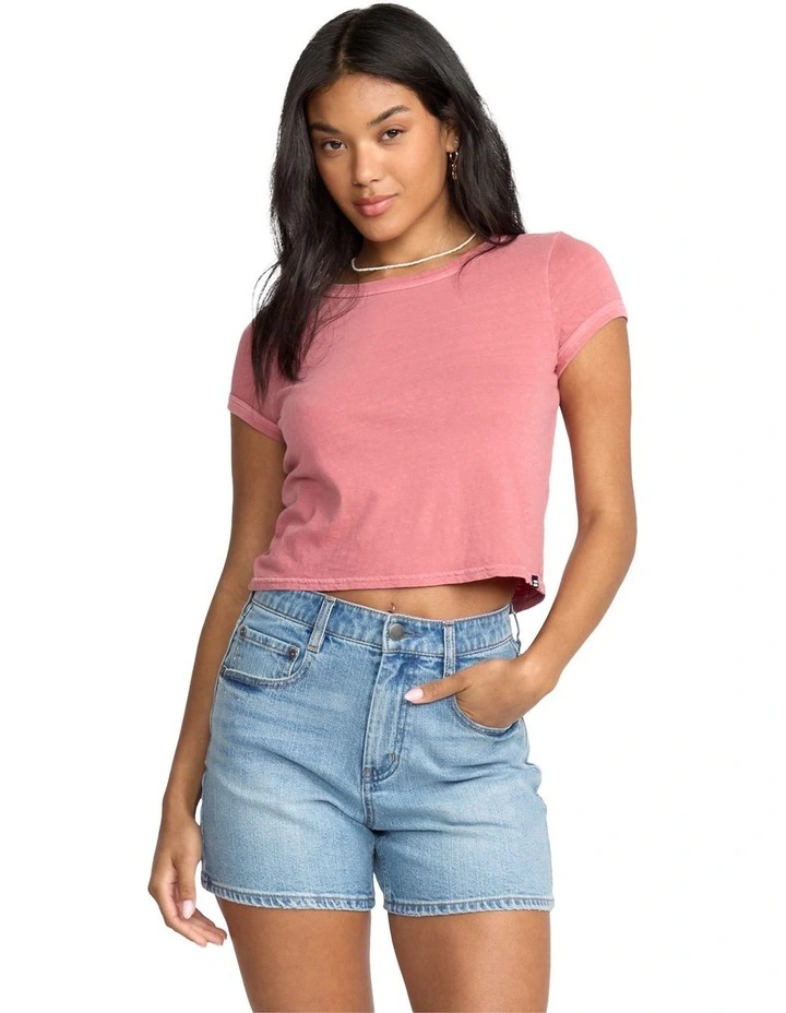 Daily T-Shirt in Pink image 1