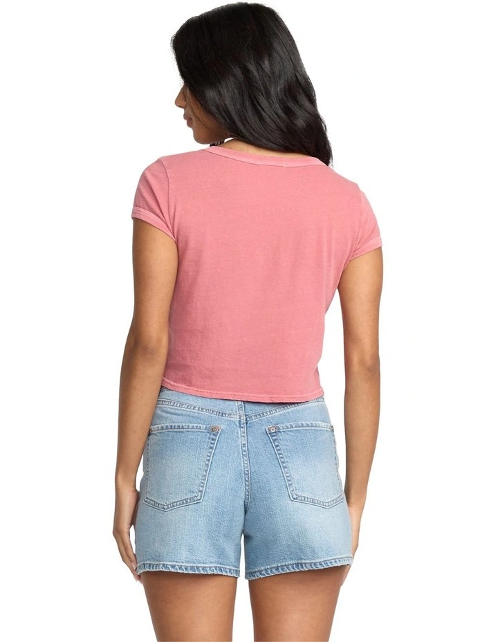 Daily T-Shirt in Pink image 2