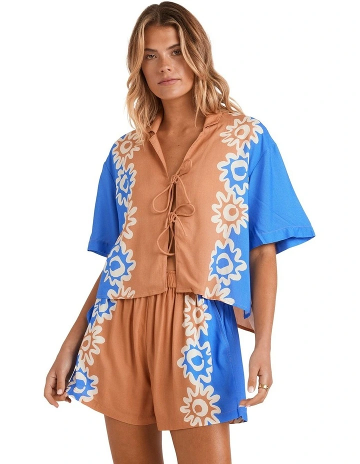 Trippin Dippin Short Sleeve Shirt in Multi image 1