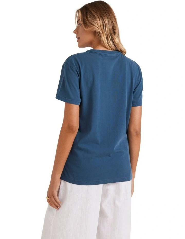 Surf High T-shirt in Blue image 2