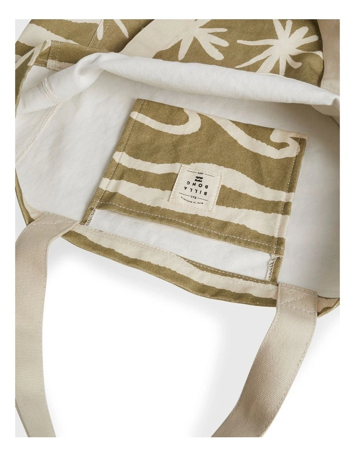 Lost On You Tote Bag Green image 4