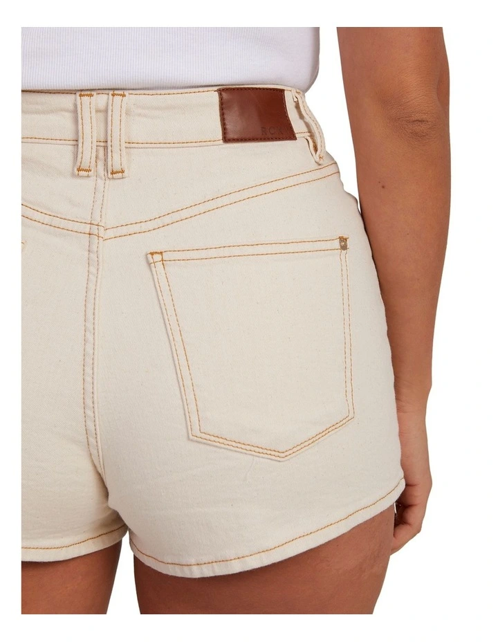 Chlo Natural Denim Shorts in Natural image 4