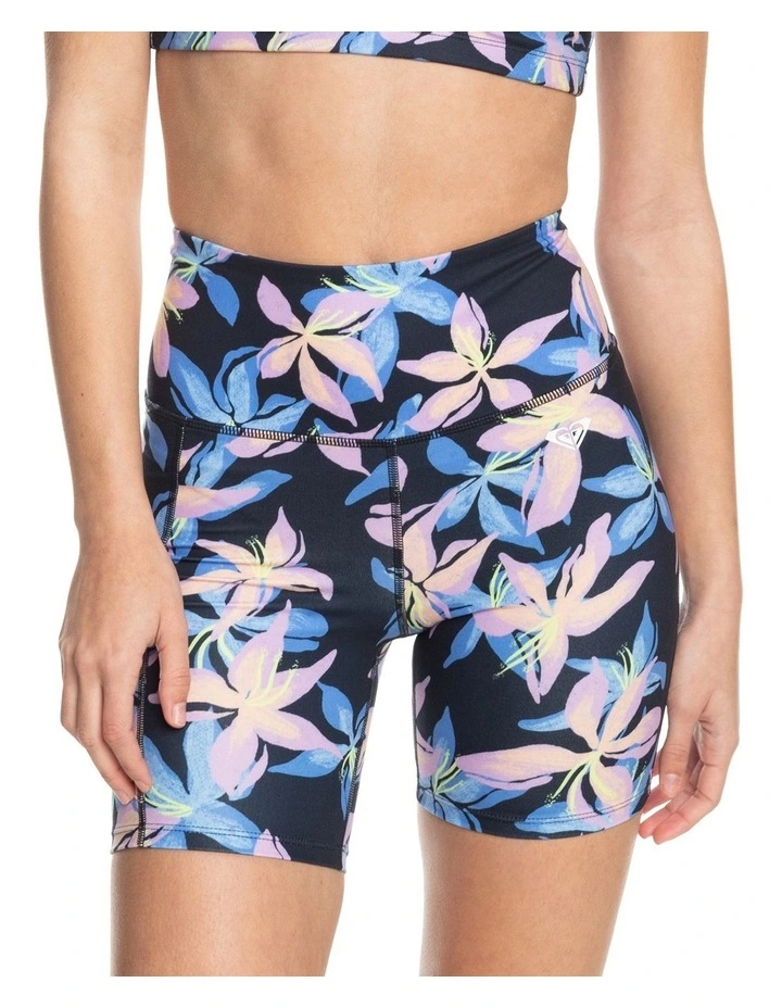 Heart Into It Technical Shorts in Anthracite Kiss image 1