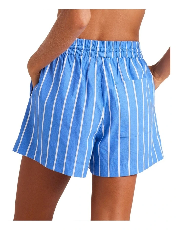 Lekeitio Beach Stripe Shorts in Ultra Marine image 2