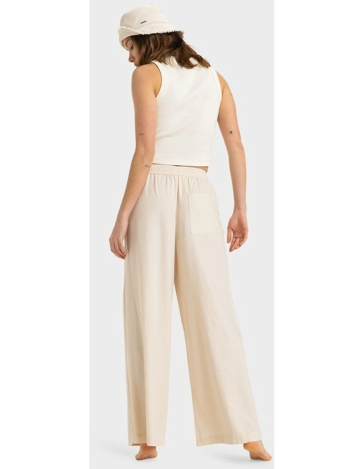 Lekeitio Break Mid Pant in Beige image 2