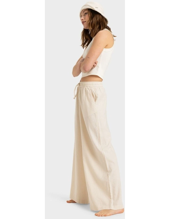 Lekeitio Break Mid Pant in Beige image 3