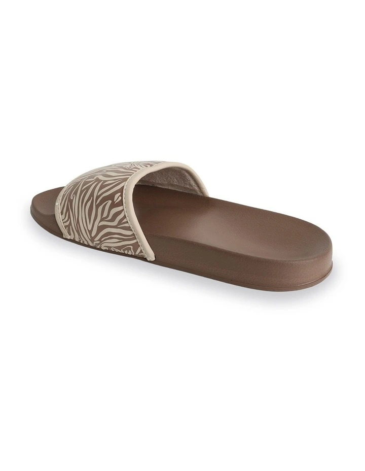 Slippy Iv Sandals in Brown image 5