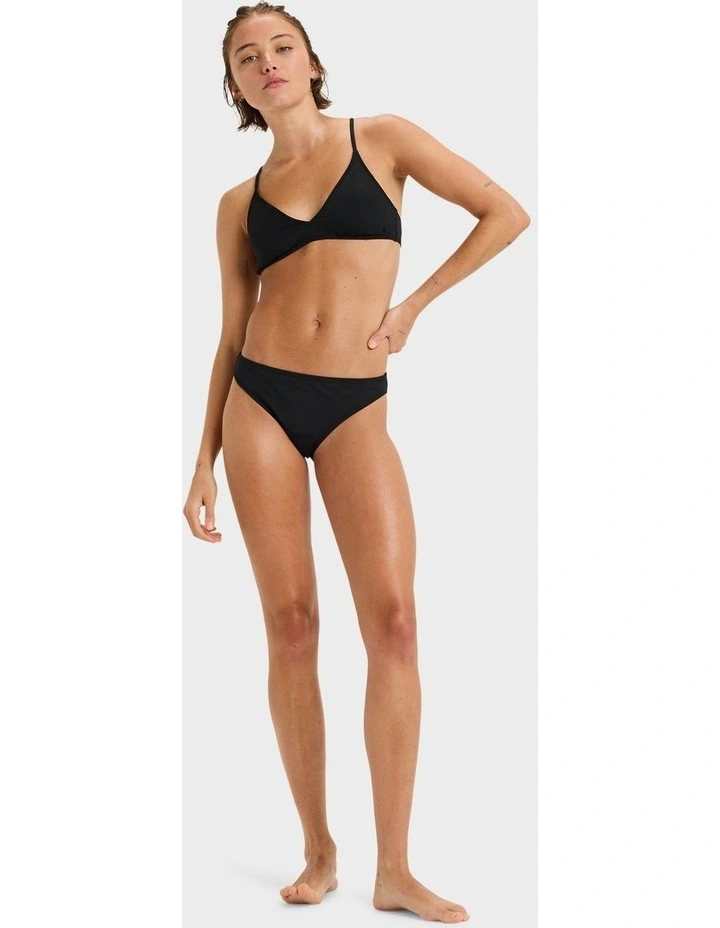 Beach Classics Bikini Top in Black image 4