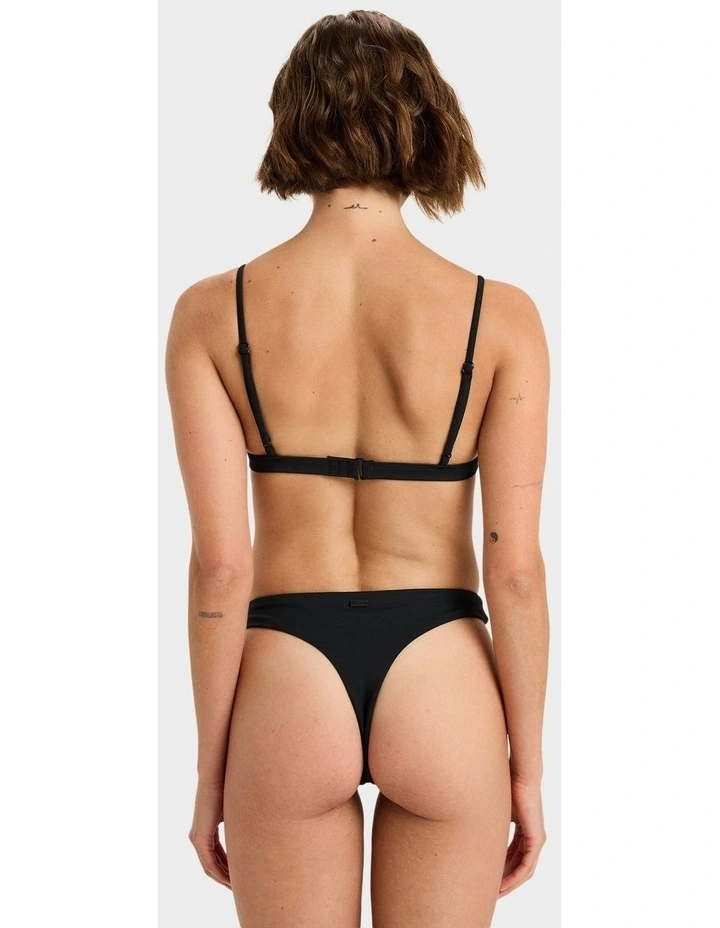 Beach Classics Bikini Top in Black image 2