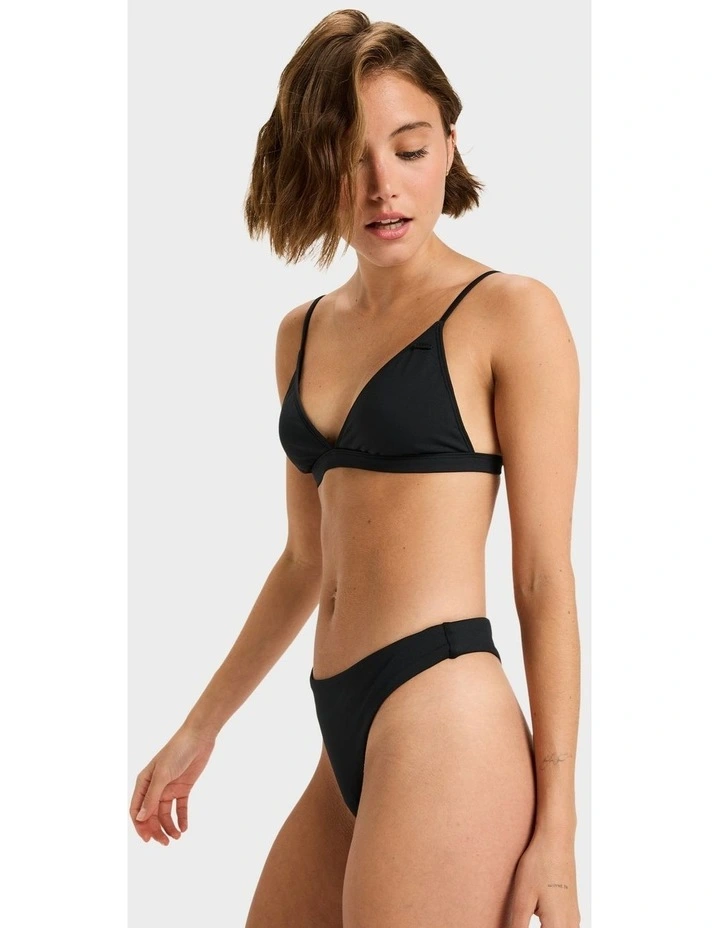 Beach Classics Bikini Top in Black image 3