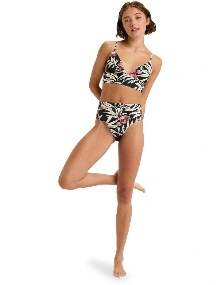 Beach Classics Bikini Bottom in Black image 5