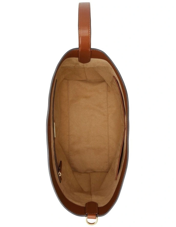 Leather Large Kassie Shoulder Bag in Brown image 4