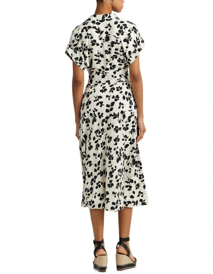 Leaf-Print Belted Crepe Dress in Natural image 2